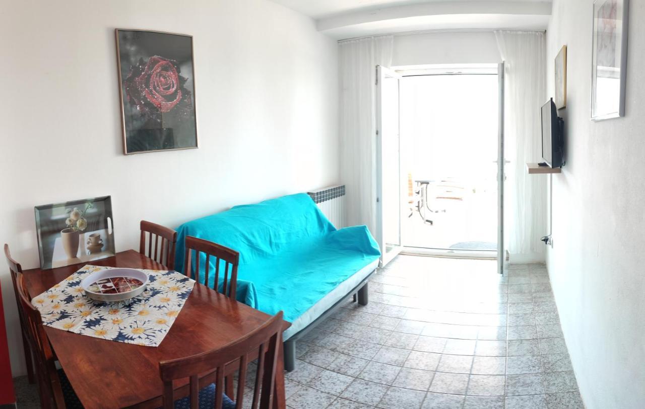 Apartmani Sabira 诺维·维诺多尔斯基 外观 照片