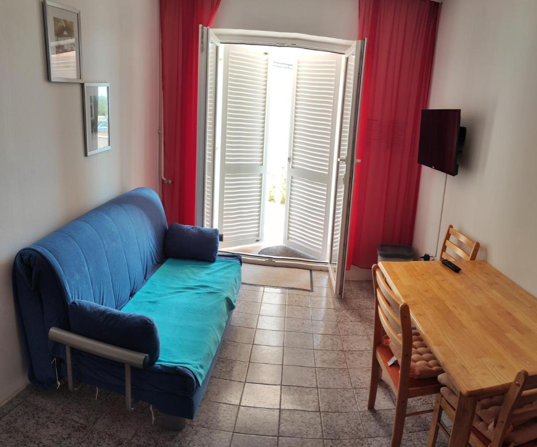 Apartmani Sabira 诺维·维诺多尔斯基 外观 照片