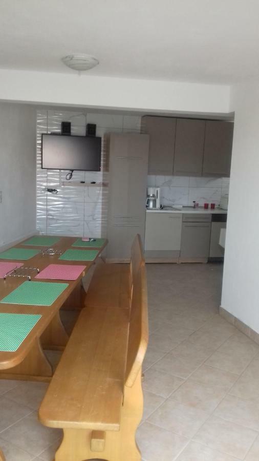 Apartmani Sabira 诺维·维诺多尔斯基 外观 照片